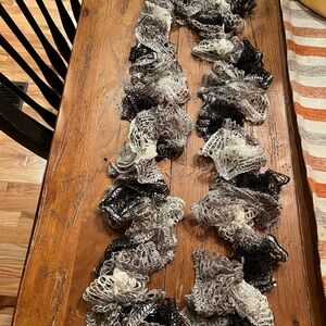 Ruffled Knit Scarf in Black and Gray